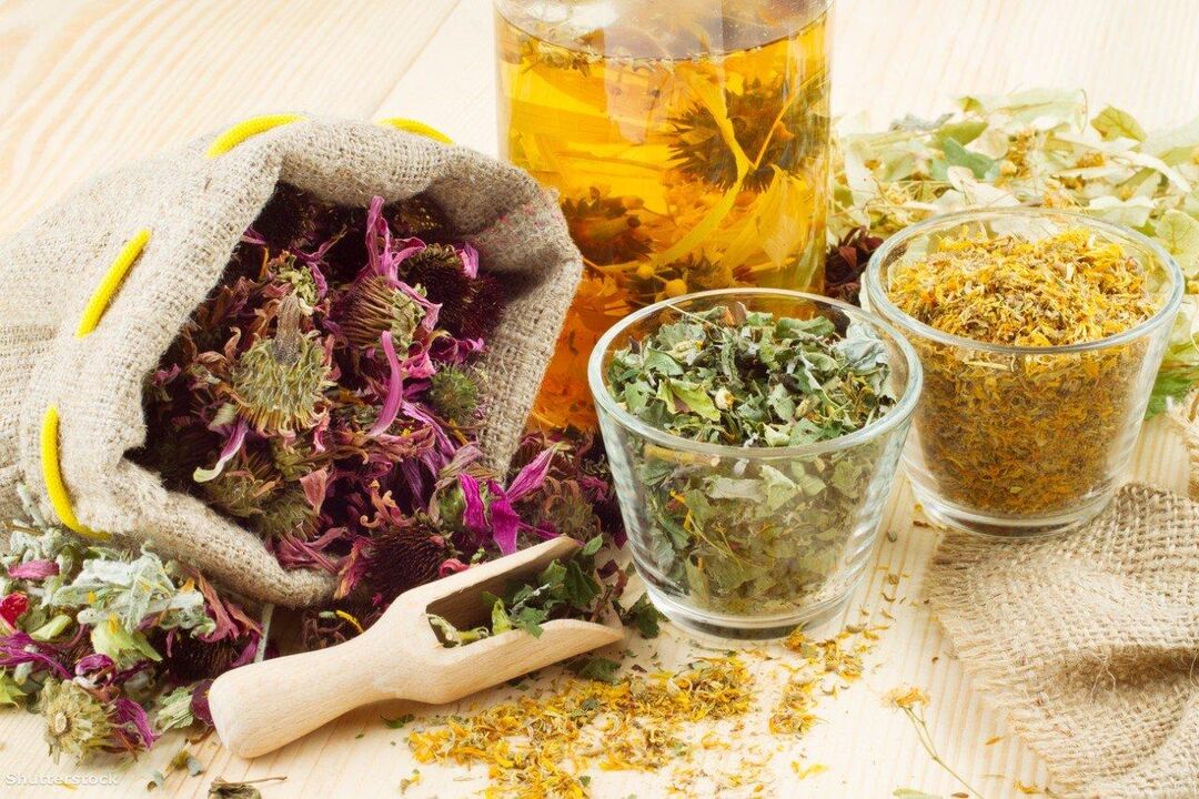 Medicinal herbs for folk treatment of psoriasis on the elbows